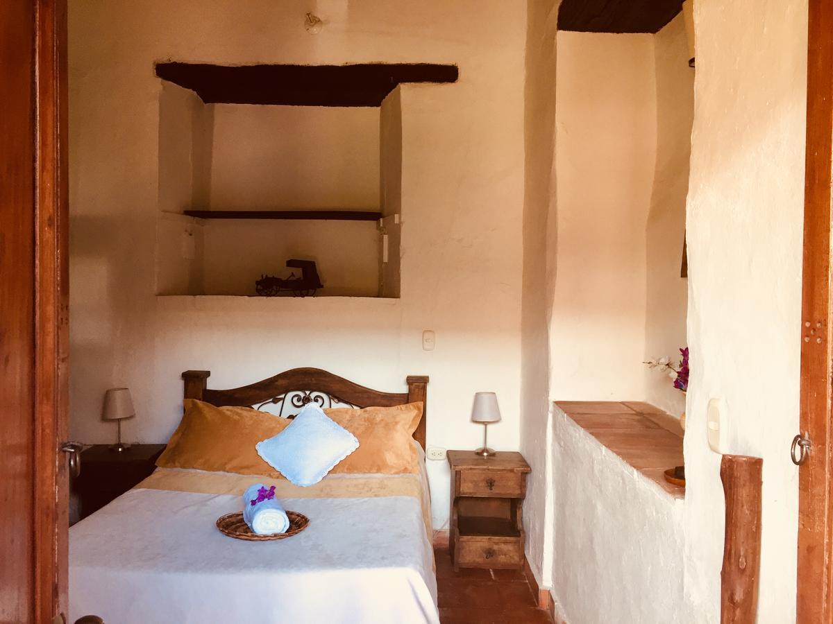 La Serrana Hostal Spa Socorro Exterior photo